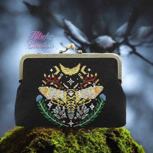 Skull Head Moth Vintage Kisslock