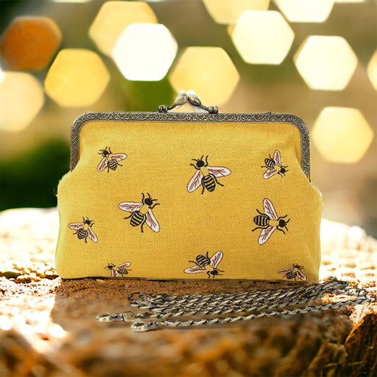 Bee Kisslock Clutch